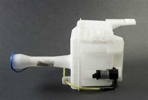 Описание функций бачка омывателя