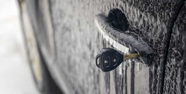 Что делать, если замерзают замки в машине: советы и рекомендации Что делать, если замерзают замки в машине: советы и рекомендации