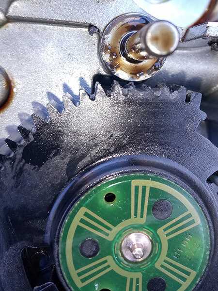 Признаки неисправности дроссельной заслонки в Лансере 9