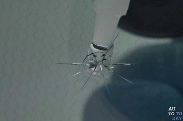 Как заделать трещину на лобовом стекле своими руками