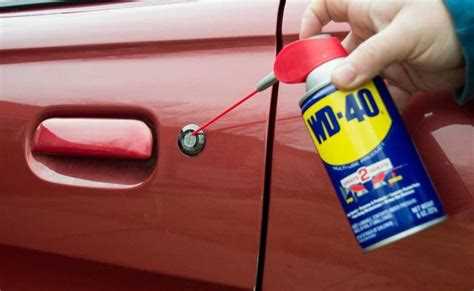 Как быстро открыть замерзшие двери в машине: советы и рекомендации