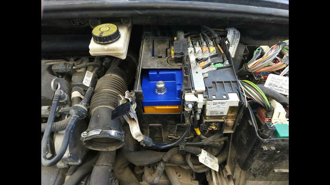 Как снять аккумулятор на Peugeot 308 самостоятельно: инструкция для владельцев Как снять аккумулятор на Peugeot 308 самостоятельно: инструкция для владельцев