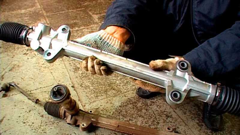 Как снять рулевую рейку своими руками: основные этапы и полезные советы - Автосервис 24. Как снять рулевую рейку своими руками: основные этапы и полезные советы - Автосервис 24.