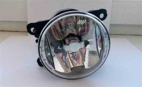 Как установить пленку на фары своими руками: пошаговая инструкция Как установить пленку на фары своими руками: пошаговая инструкция