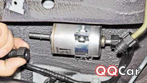 Шаг 3. Оперативная замена салонного фильтра