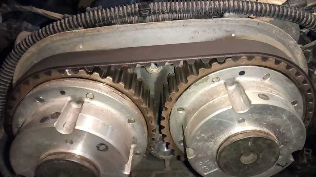 Подготовка автомобиля к замене ремня ГРМ