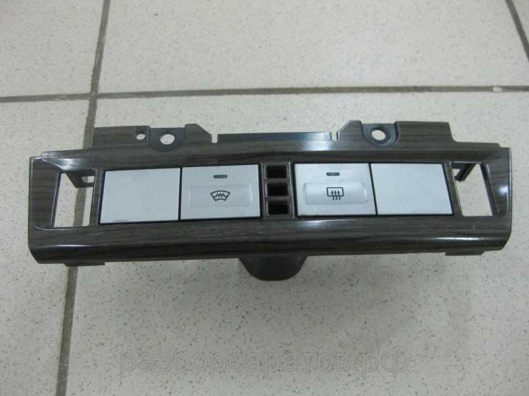 Проблемы с лобовым стеклом: почему нужна замена