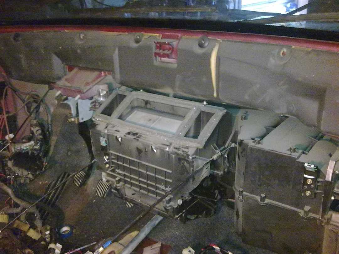 Причины замены радиатора печки